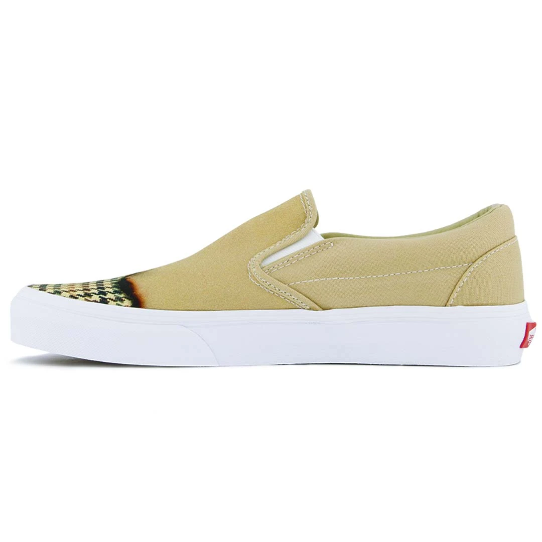 Vans - Unisex Classic Slip-On Big Reveal Shoes (0XG8AZP) 4 Vans - Unisex Classic Slip-On Big Reveal Shoes (0XG8AZP) - Image 2