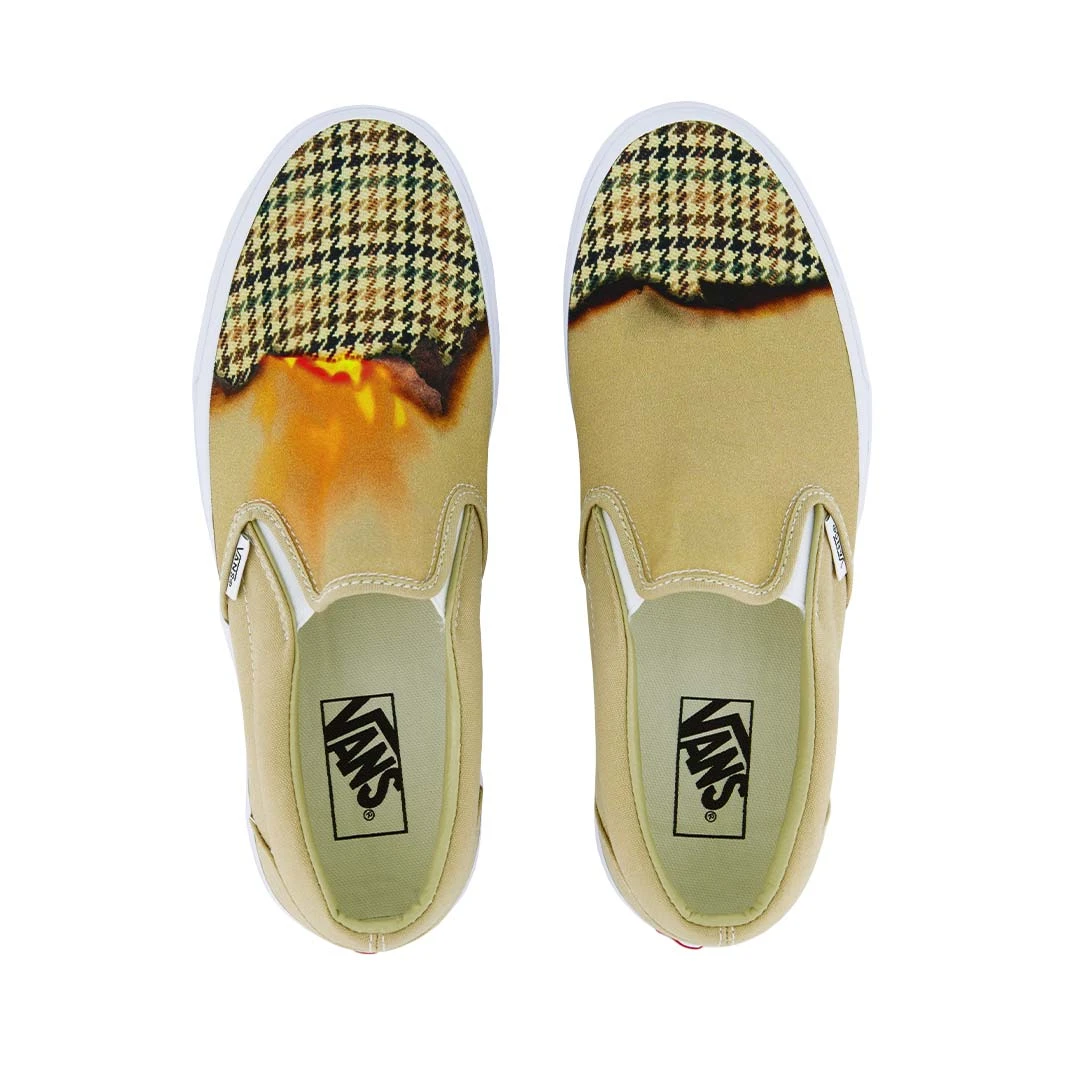 Vans - Unisex Classic Slip-On Big Reveal Shoes (0XG8AZP) 5 Vans - Unisex Classic Slip-On Big Reveal Shoes (0XG8AZP) - Image 3