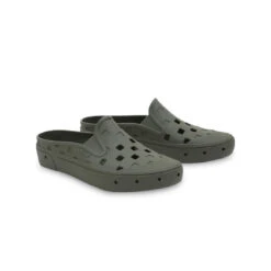 Vans - Unisex Slip-On Mule TRK Shoes (05V850K) -Urban Feet Shop Vans Unisex Slip On Mule TRK Shoes 05V850K 03