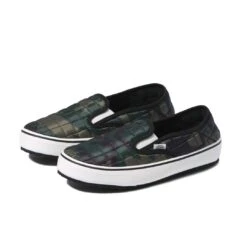 Vans - Unisex Slip-er 2 Slip On Shoes (4UWO8KC) -Urban Feet Shop Vans Unisex Slip er 2 4UWO8KC 02