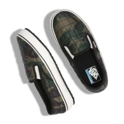 Vans - Unisex Slip-er 2 Slip On Shoes (4UWO8KC) -Urban Feet Shop Vans Unisex Slip er 2 4UWO8KC 04