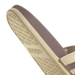 Adidas - Women's Adilette Comfort Slides (H03621) -Urban Feet Shop adidas Women s Adilette Comfort Slides H03621 08